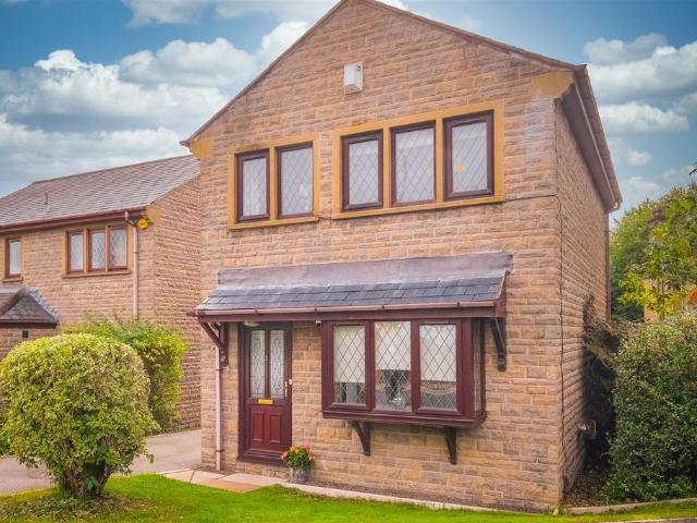 House for sale in Southowram, West Yorkshire