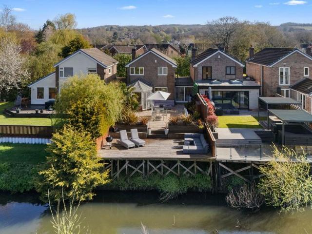 House for sale in Roby Mill, Lancashire