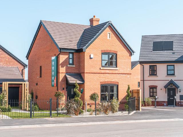 House for sale in Lichfield, Boley Park