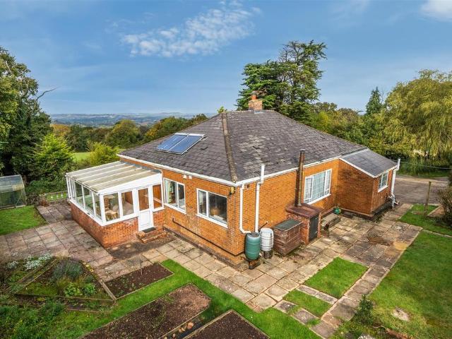 House for sale in Woodbury Salterton, Budlake