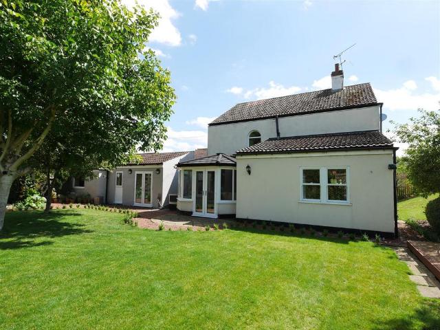 House for sale in Barmby On The Marsh, East Riding Of Yorkshire