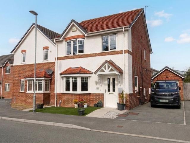 House for sale in Saltney, Wales