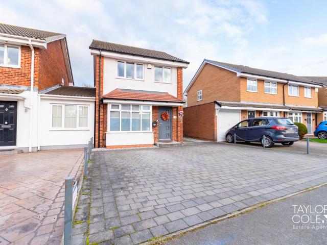 House for sale in Kettlebrook, Staffordshire