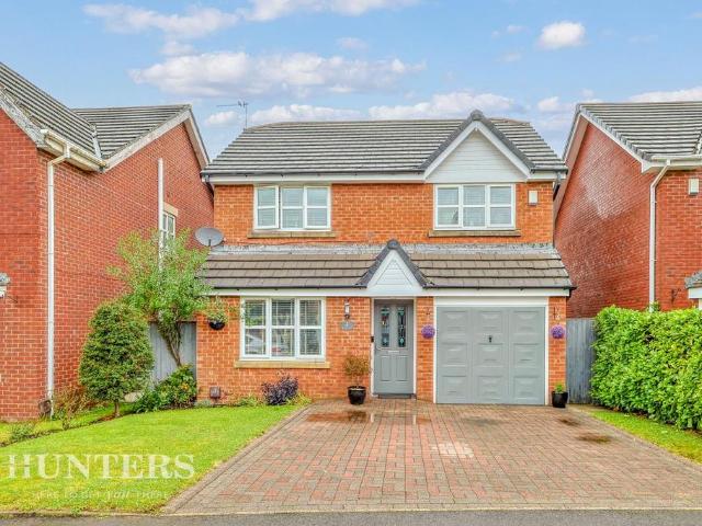 House for sale in Wardle, Burnedge