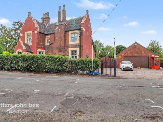 House for sale in Stoke-on-Trent