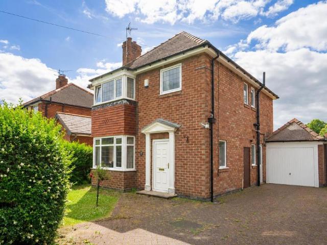 House for sale in High Field, York