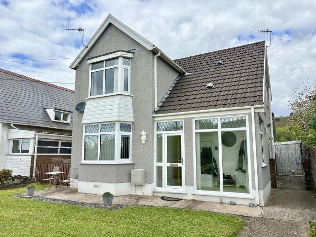 House for sale in Pontardawe, Trebanos