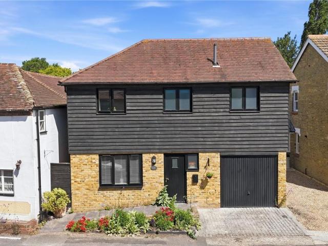 House for sale in Monks Orchard, Kent