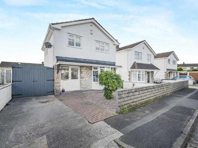 House for sale in Llanharan, Brynna