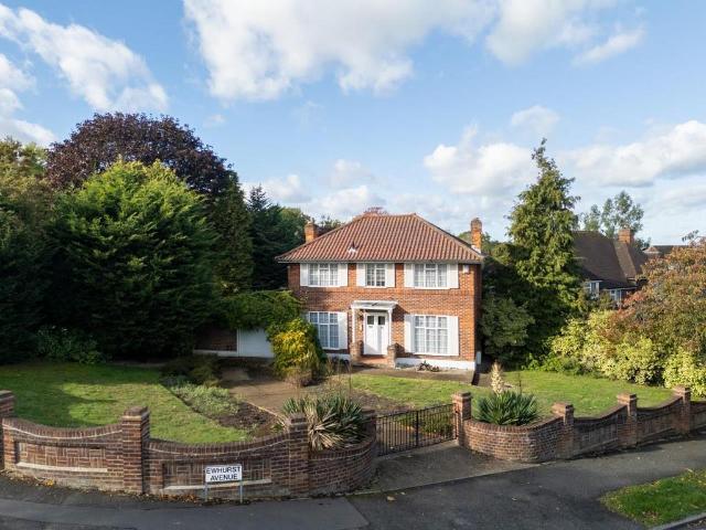 House for sale in London Borough of Croydon, Greater London