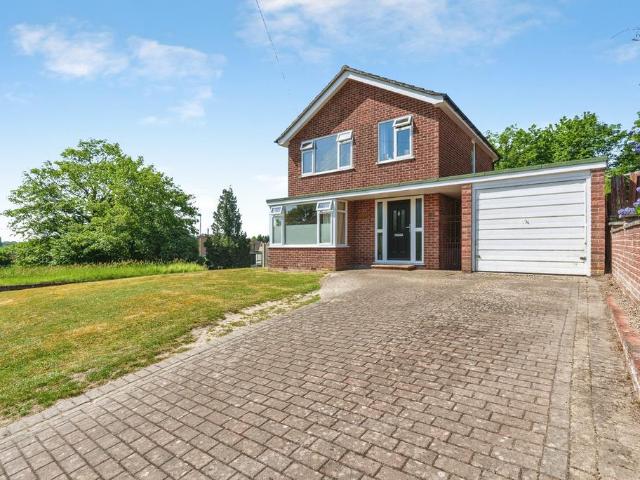 House for sale in Barton Stacey, Hampshire