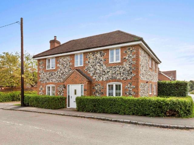 House for sale in Bledlow-cum-Saunderton, Bledlow Ridge