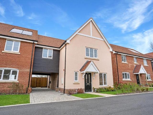 House for sale in Felsted, Felsted
