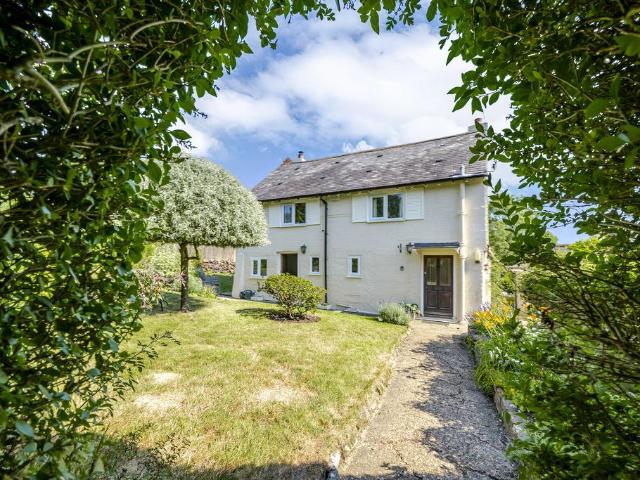 House for sale in Mayfield, Cross In Hand