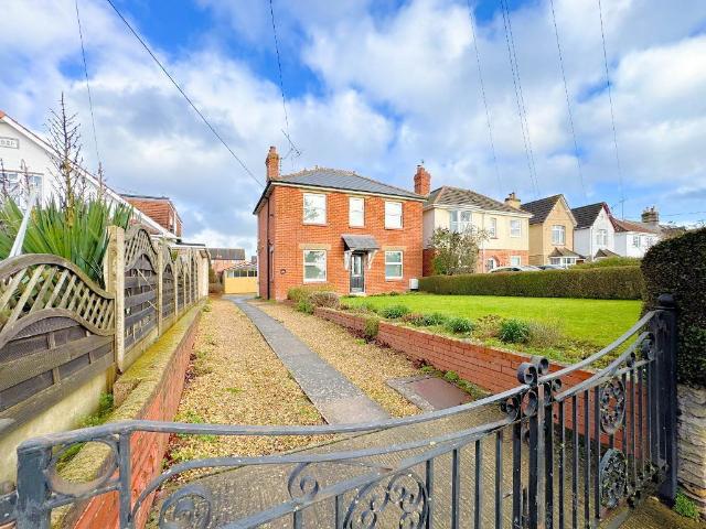 House for sale in Chippenham, Wiltshire