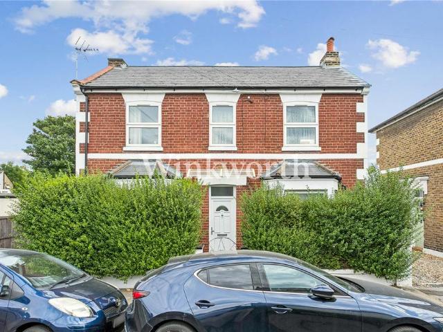 House for sale in Palmers Green, Greater London