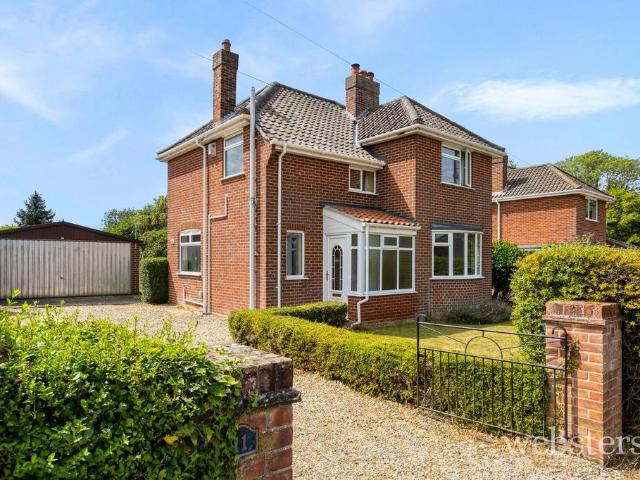 House for sale in Crostwick, Norfolk