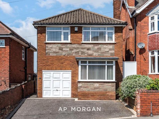 House for sale in Cock Green, Rowley Regis