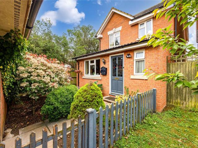 House for sale in Toddington, Bedfordshire