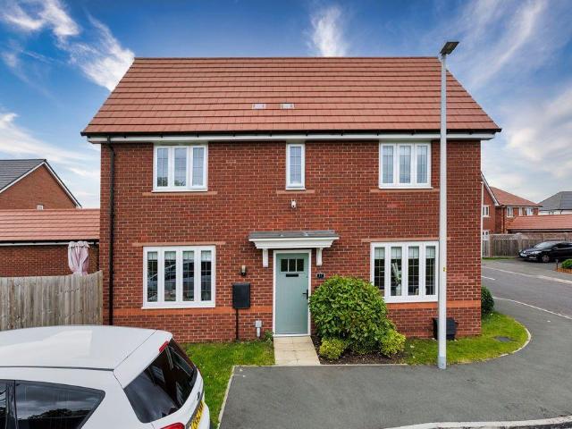 House for sale in Sandymoor, Halton