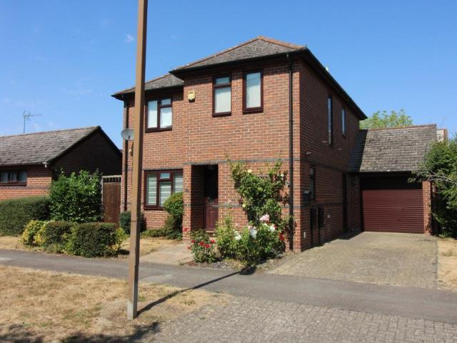 House for sale in Fenny Stratford, Milton Keynes