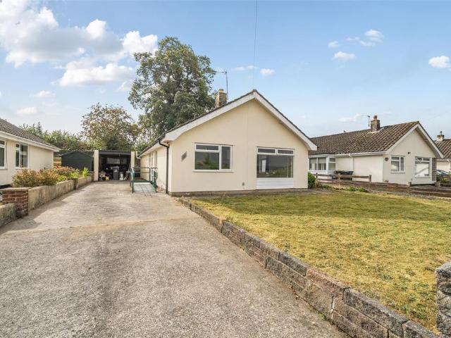 Bungalow for sale in Strode, Devon