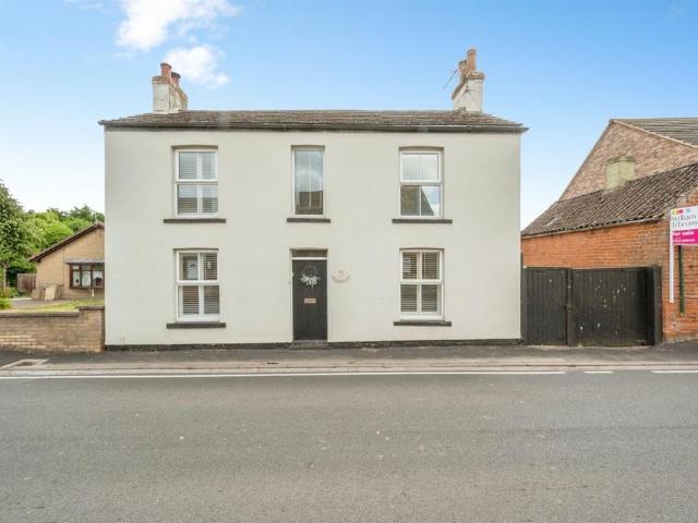 House for sale in Burringham, North Lincolnshire