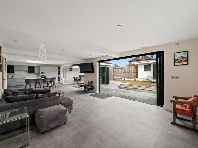 House for sale in Worcester Park, Greater London