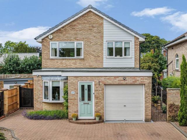 House for sale in Rossington, South Yorkshire