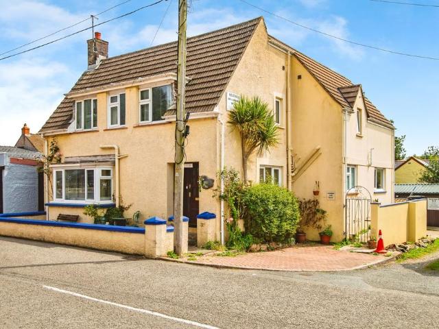 House for sale in Fishguard and Goodwick, Goodwick