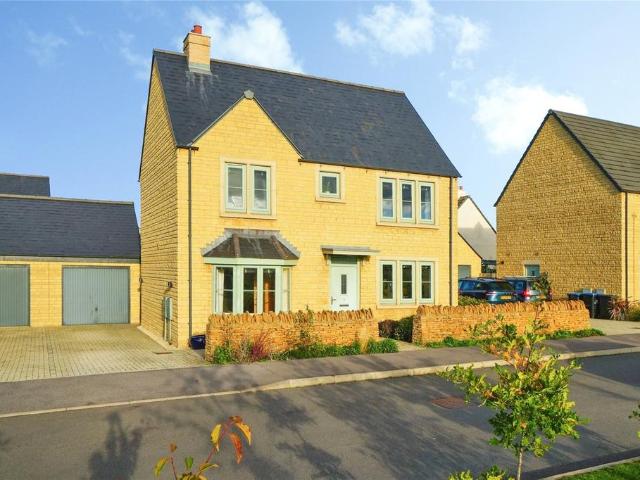 House for sale in Milton-under-Wychwood, West Oxfordshire