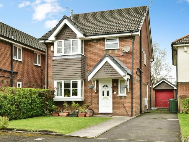 House for sale in Oldfield Brow, Trafford Park