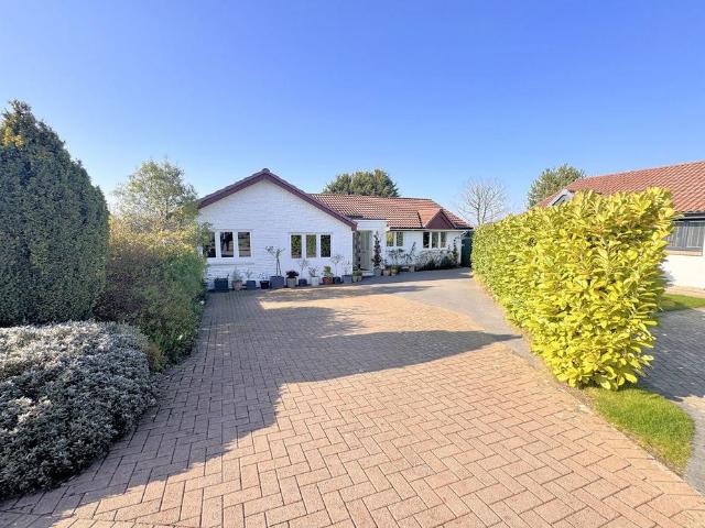 Bungalow for sale in Failand, North Somerset