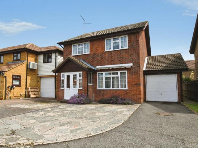 House for sale in North Shoebury, Alton Barnes