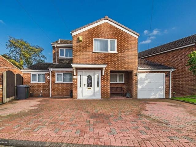 House for sale in Coton Park, South Derbyshire