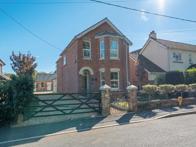 House for sale in Ash Green, Guildford