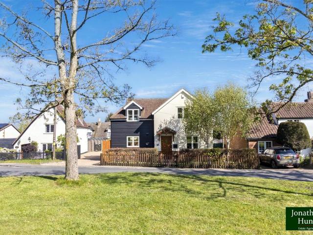 House for sale in Colliers End, Hertfordshire