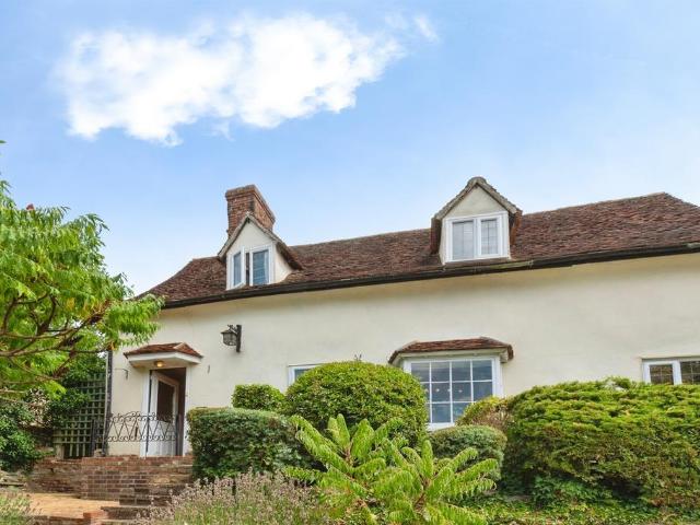 House for sale in Chipping Hill, Essex