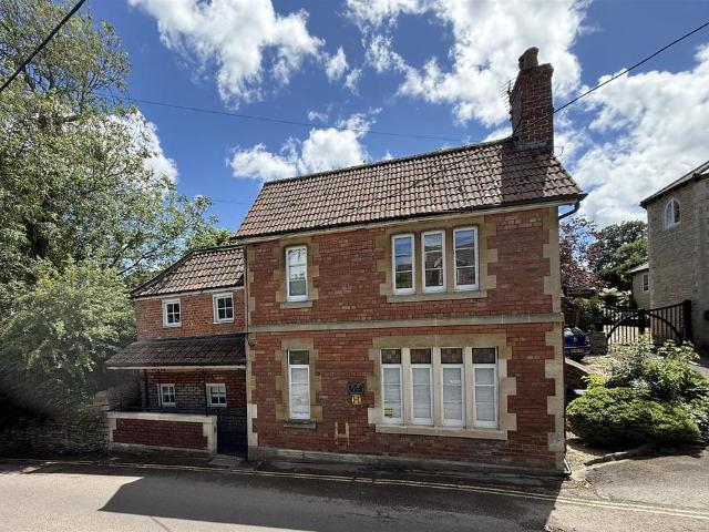 House for sale in Chippenham, Wiltshire
