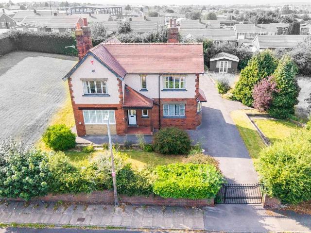 House for sale in West Yorkshire