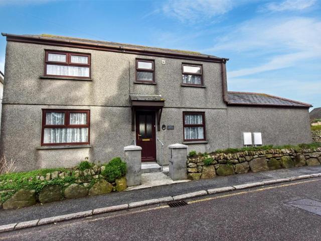 House for sale in Mount Ambrose, Cornwall