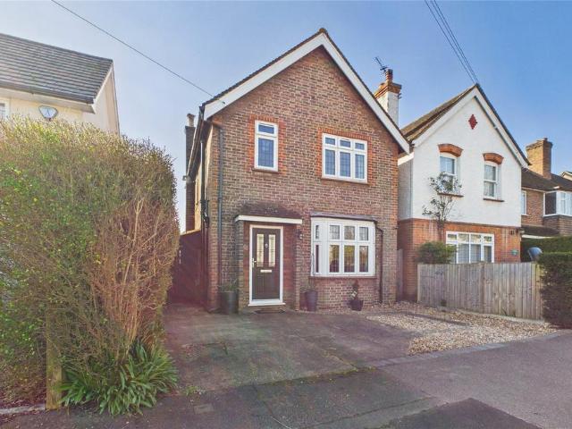 House for sale in Horsell, Woking