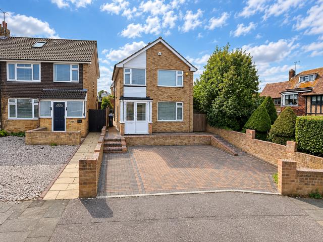 House for sale in Acol, Kent