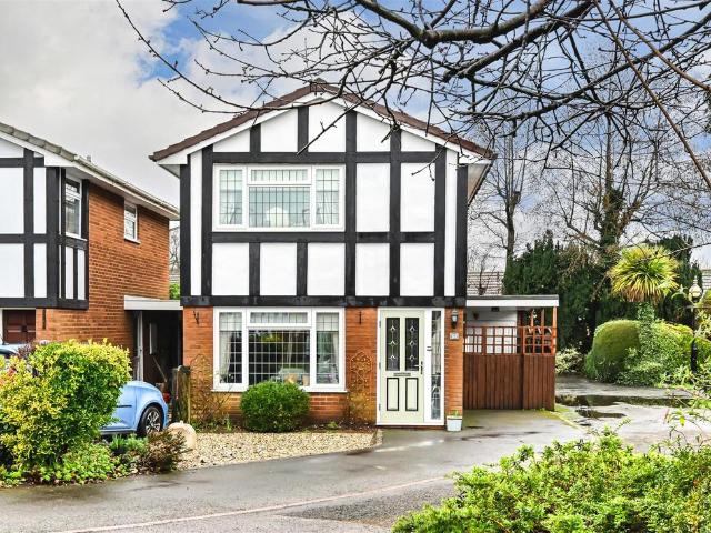 House for sale in Tettenhall, West Midlands