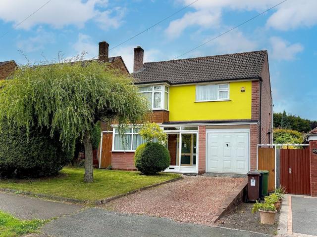 House for sale in Ettingshall Park, West Midlands