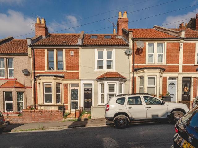 House for sale in Feckenham, City Of Bristol