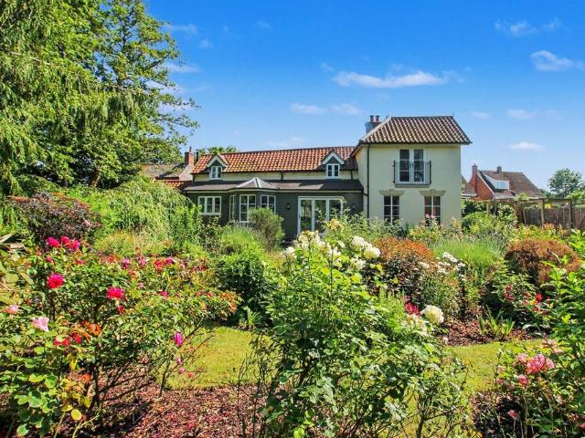 House for sale in Corpusty and Saxthorpe, Comers