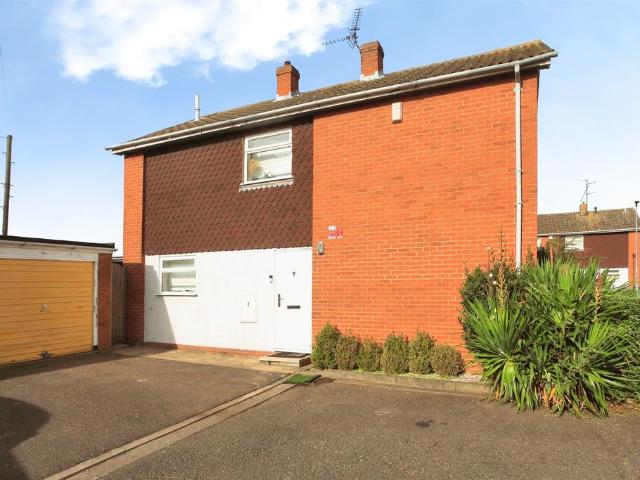 House for sale in Dogsthorpe, Peterborough