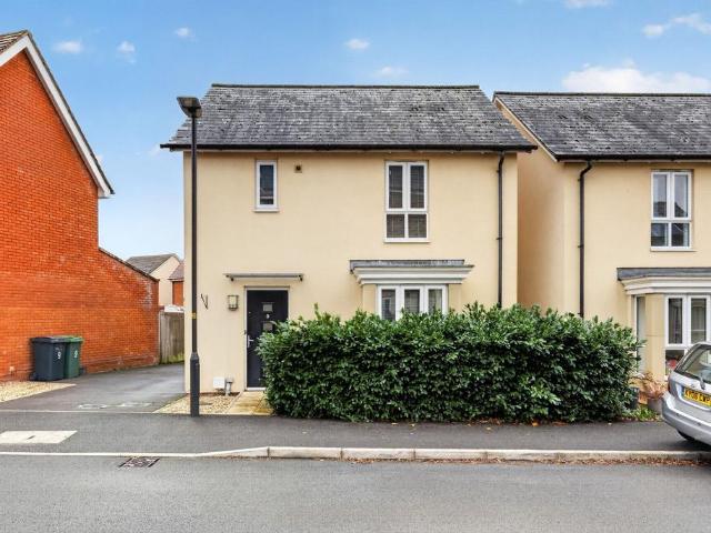 House for sale in Stoke Orchard, Tewkesbury