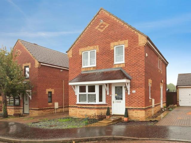 House for sale in Stanground, Peterborough